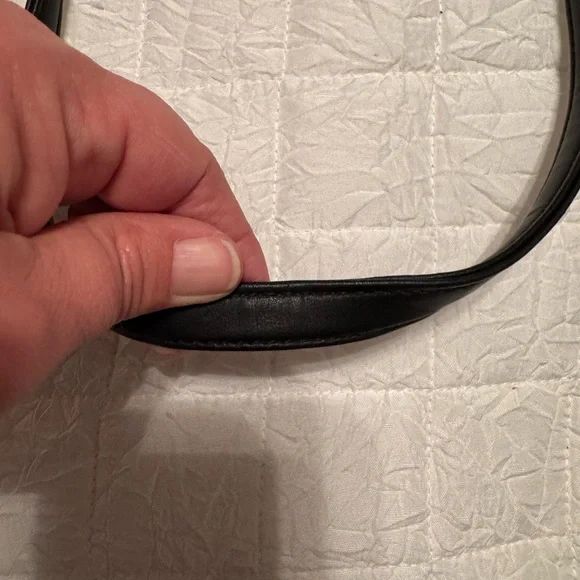 Nine West Elegant Black Crossbody Bag - Picture 6 of 8